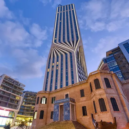Luxury Living With Pool In Mercury Tower